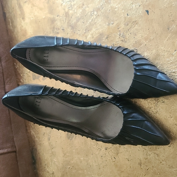 Elle Georgian Black Pointed Toe Stiletto | Heel | Pump| Size 7.5| - Picture 3 of 12